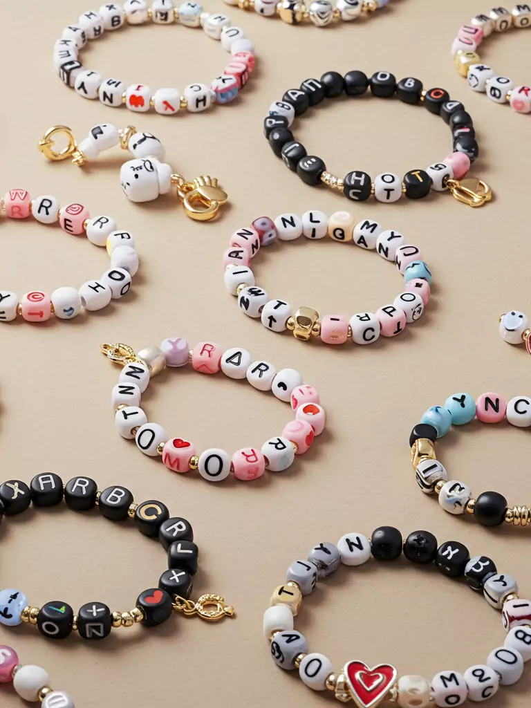 Fan-Swapped Bracelets