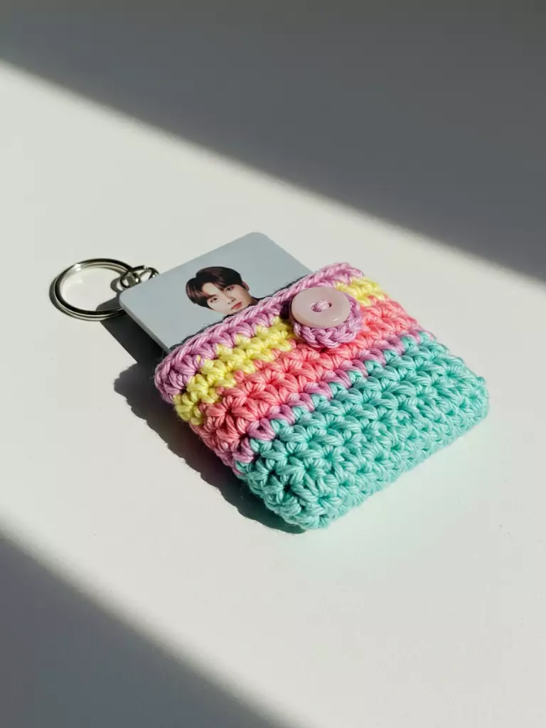 Crochet Photocard Holder (Keychain)