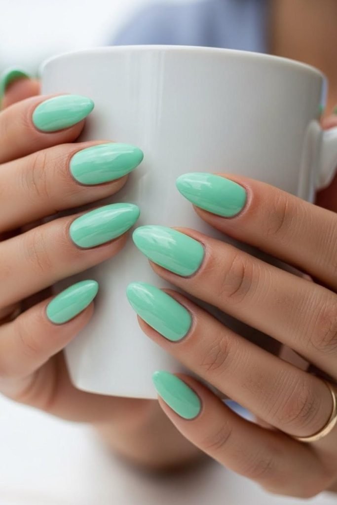 Mint Green Summer Nails