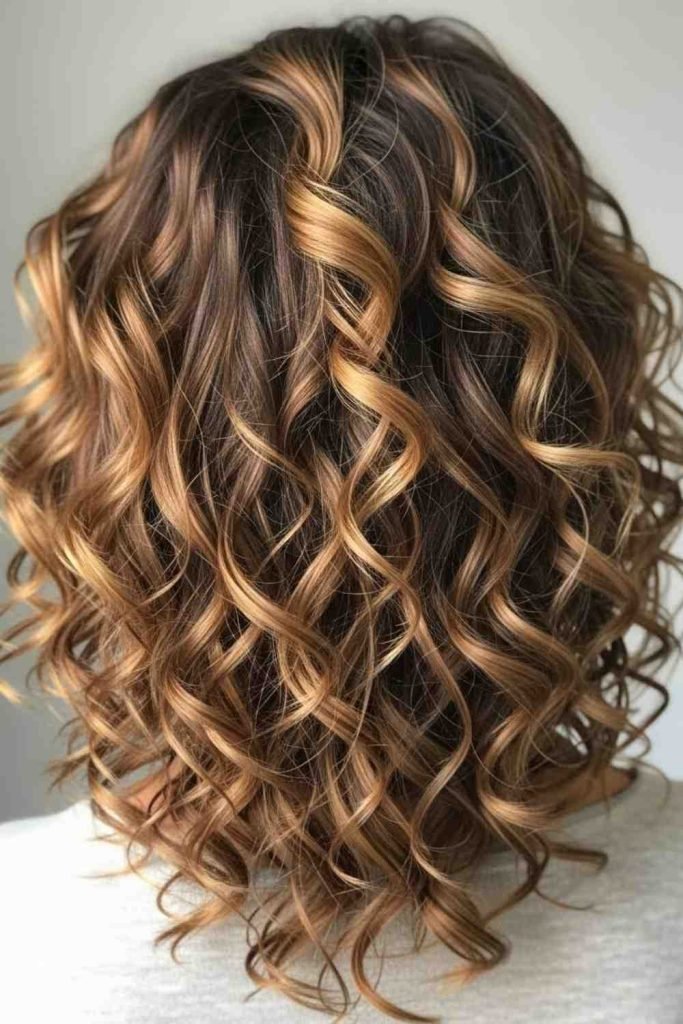 Subtle Multitone Curls