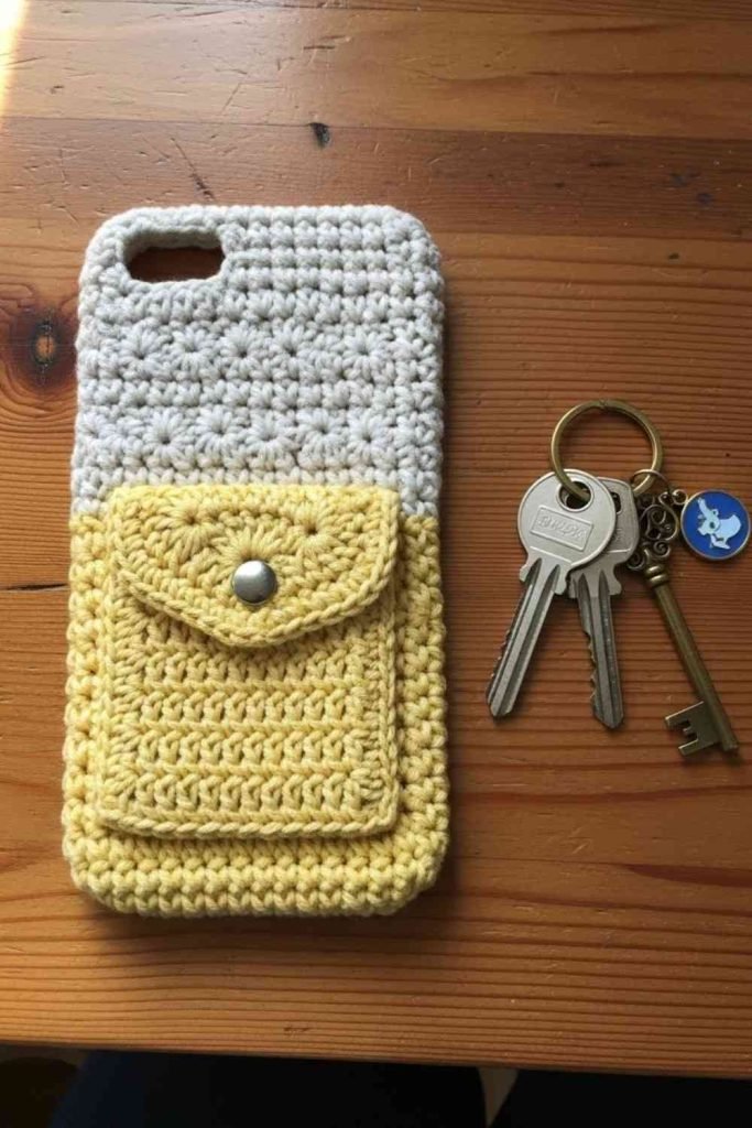 Two-Tone Pocket Case