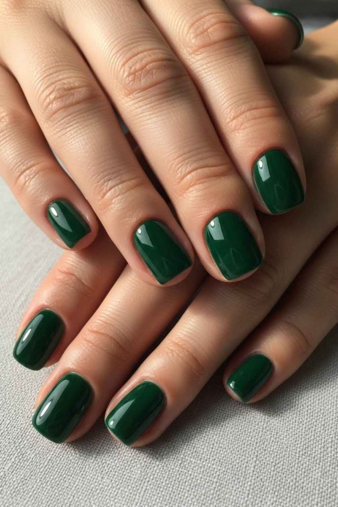 Classic Green Gloss Nails